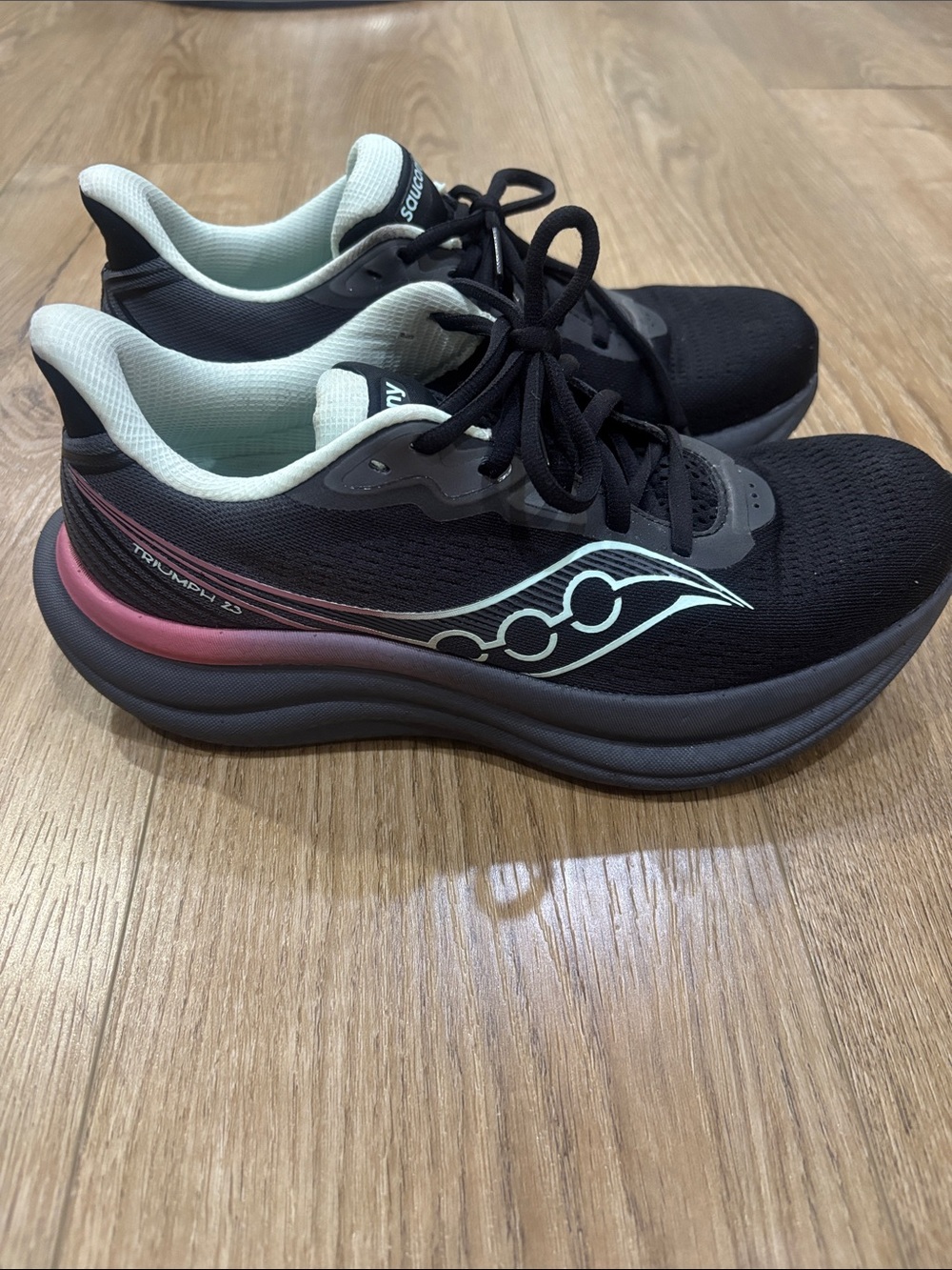Saucony Women's Triumph 23 Running shoe’s